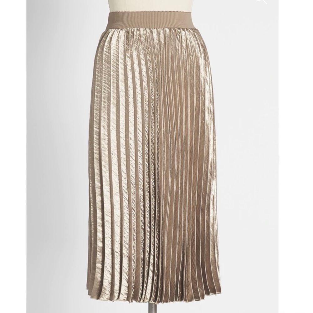 Champagne Midi Skirt